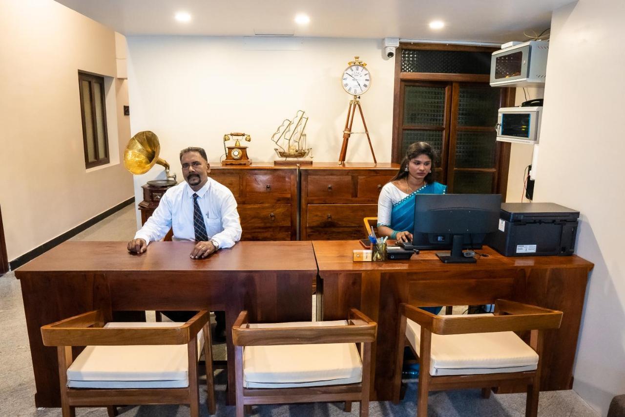 Palais De Pondichery エクステリア 写真